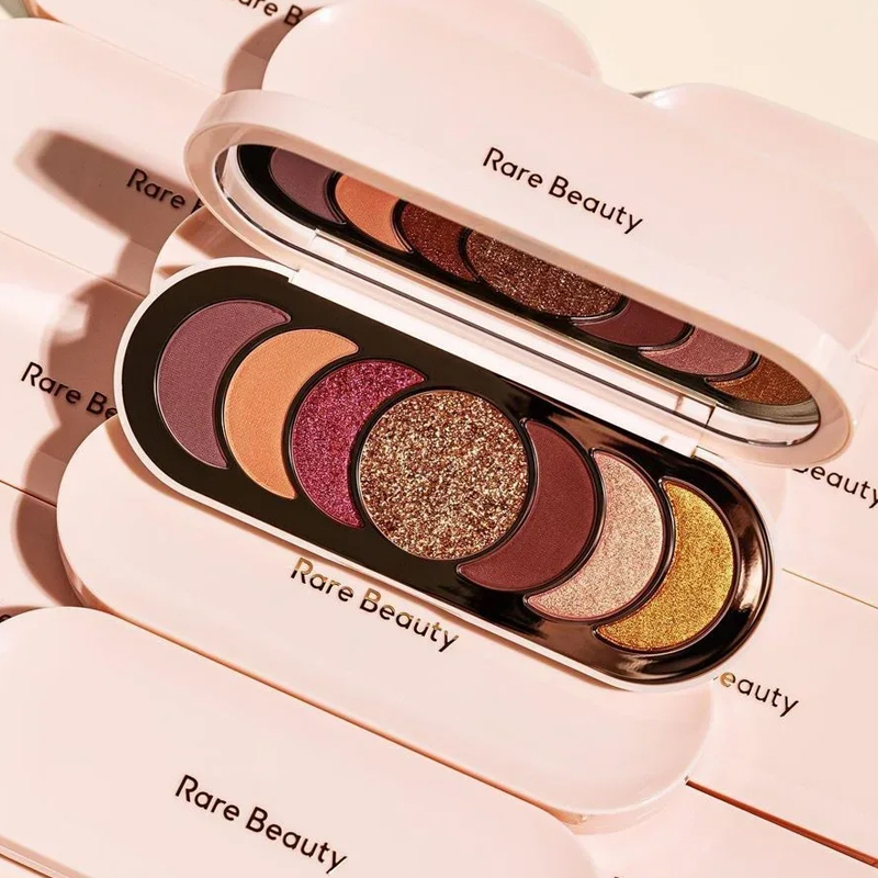 Fenty Beauty Makeup Highlighter - Luxury Eye Shadow Plate Pearl Sequin