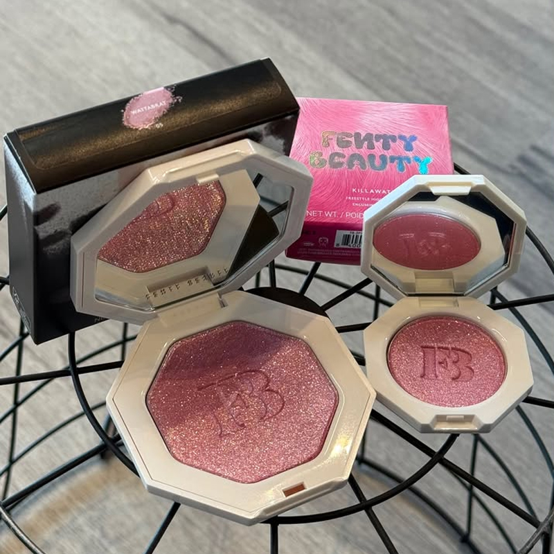 Fenty Beauty Body Diamond 3D H - Fenty Beauty Makeup Highlighter ulasan dan harga