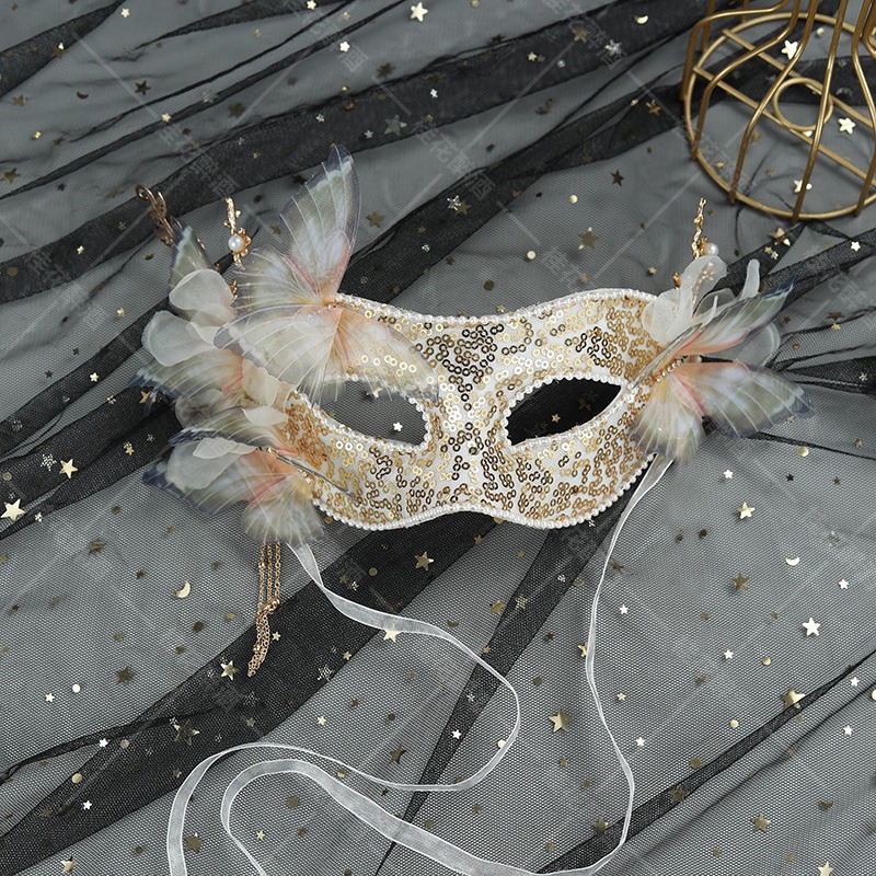 Gold Butterfly Half Face Mask  - Beauty Halloween Makeup ulasan dan harga